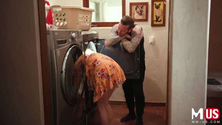 [ModelMediaUS] - Hairy Izzy Lush Messy Laundry Fuck Session - Izzy Lush