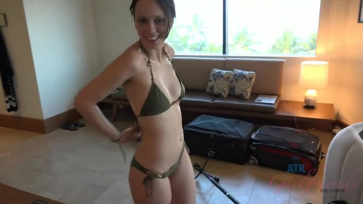 [ATKGirlfriends] - Jade Nile Footjob & Creampie Fetish Fun