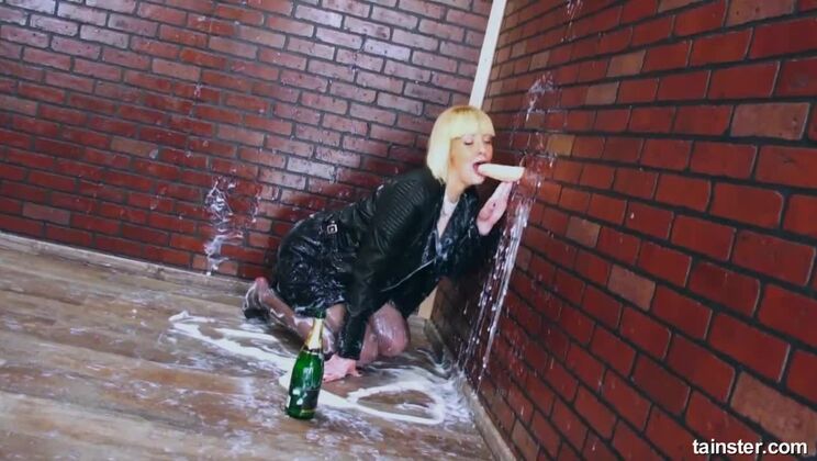 [Tainster] - Blonde Fetish Model Covered in Cum and Wearing Leather
