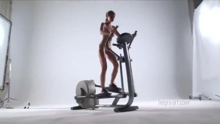 [Hegre] - Angie's Solo Sexy Workout - Flora - Zaika