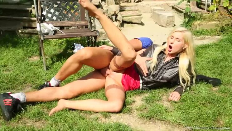 [Tainster] - Lingerie-Clad Blonde MILF Gets Wet in Sun