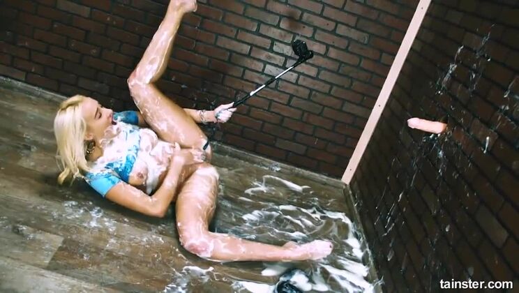 [Tainster] - Big Titted Blonde Enjoys Cumshot after Slime Wave