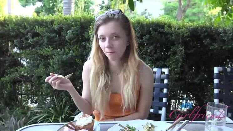 [ATKGirlfriends] - Outdoor Sex with Riley Star - Blonde & Petite
