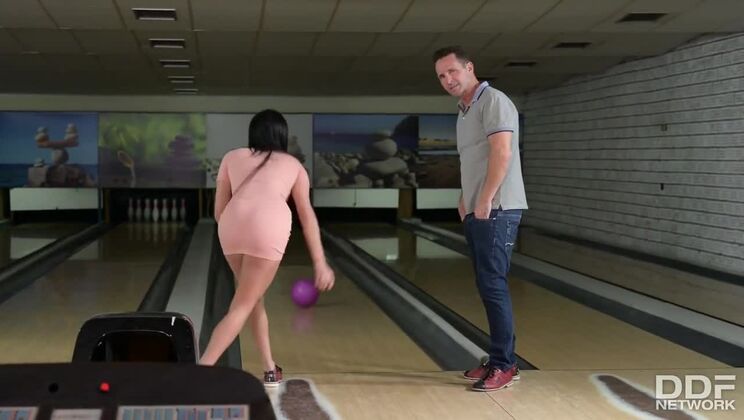 [HandsOnHardcore] - European Ladies Nataly Gold and Anissa Kate Have a Bowling Sex Fest