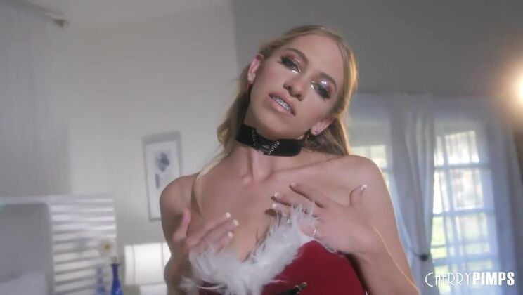 [WildOnCam] - Khloe Kapri - A Blonde Christmas Treat