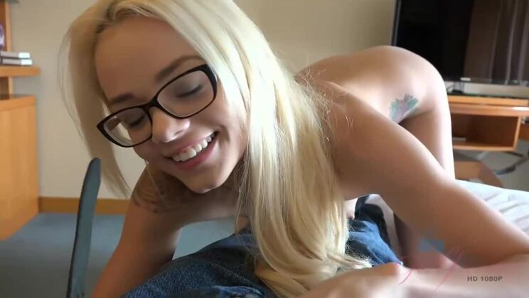 [ATKGirlfriends] - Girlfriend Elsa Jean Loves Creampie in POV