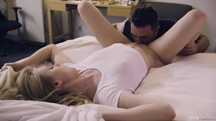 [TeenFidelity] - Hannah Hays Sucks and Jerks Mark Zane's Huge Cock - Hannah Hays - Mark Zane