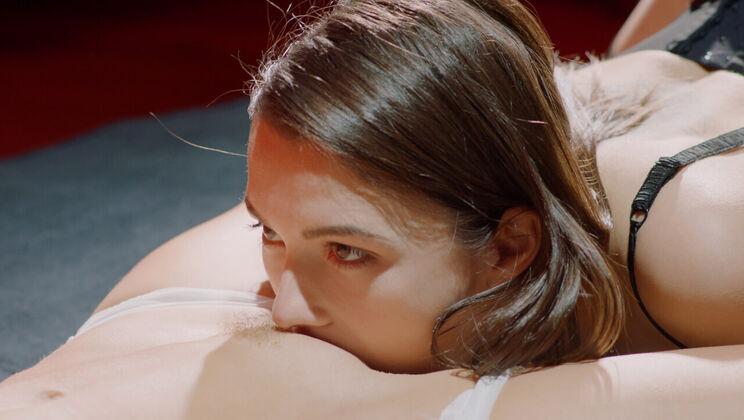 [UltraFilms] - Sensual Stockings and Lingerie: A Lesbian Fantasy - Alexis Crystal - Hayli Sanders