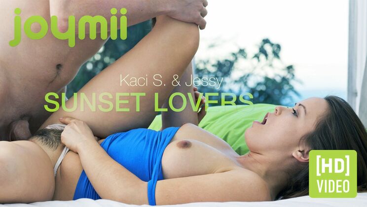[Joymii] - Sunset Shaved Pussy Love - Jessy Jones - Kaci Starr