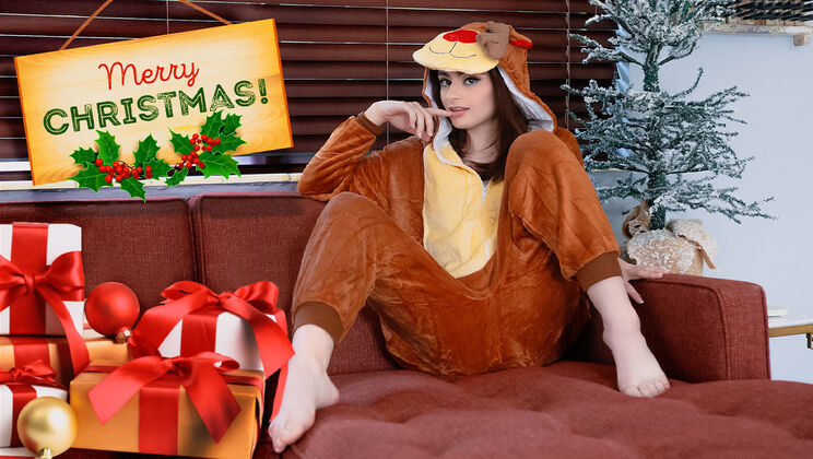 [ExxxtraSmall] - The Itsy Bitsy Reindeer