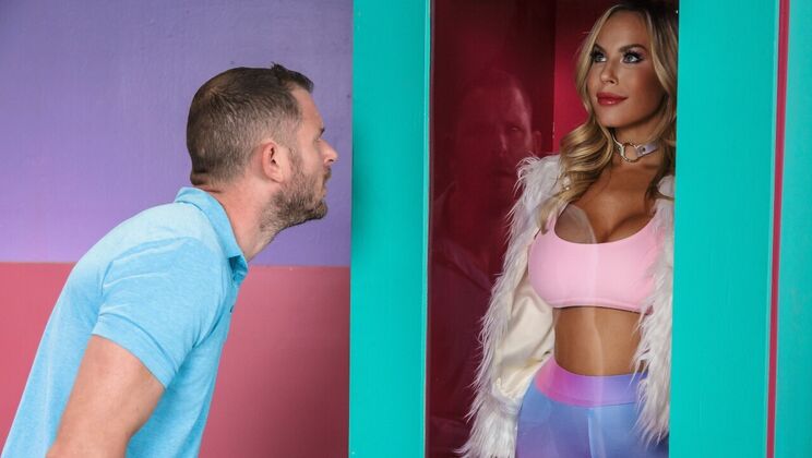 [Brazzers] - Standing Doggystyle with Olivia Austin and Scott Nails - Olivia Austin - Scott Nails