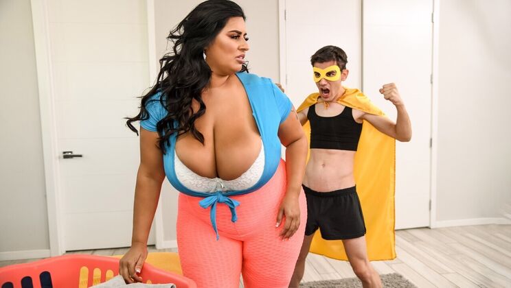 [Brazzers] - Brunette Babe Sofia Rose Deepthroats Jordi's Big Cock Before Titty Fuck - Jordi El Niño Polla - Sofia Rose