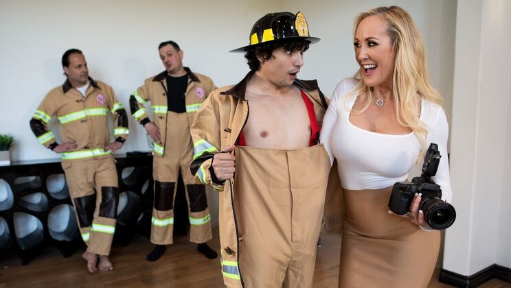 [Brazzers] - Doggy Style Fuck with Pierced MILF Brandi - Brandi Love - Ricky Spanish