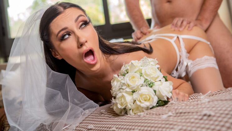 [Brazzers] - Runaway Bride Gets Fisted and Fucked in High Heels