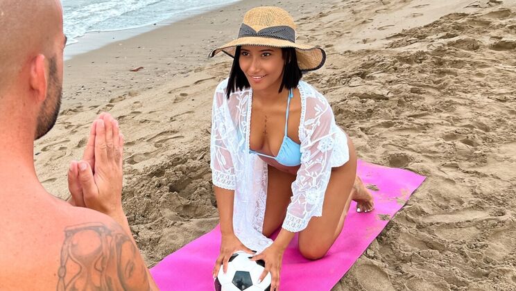 [GFLeaks] - European Amateur Beach Sex Adventures