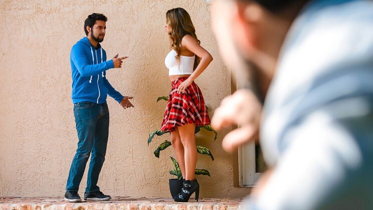[SneakySex] -  Outdoor Spanking and Blowjob Session  - Nicole Rey - Derrick Ferrari