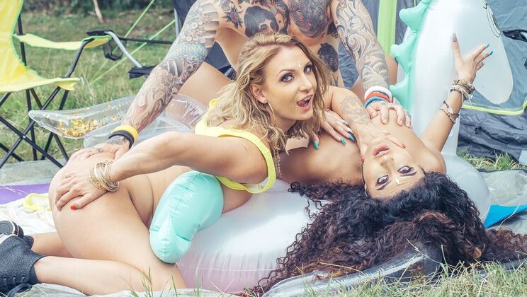 [FakeHubOriginals] - Hot FFM Action at Fake Festival Part 2 with Reverse Cowgirl - Dean Van Damme - Victoria May - Marina Maya