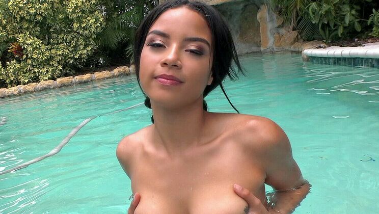 [LatinaSexTapes] - Petite Latina Maya Bijou's Deepthroat Skills