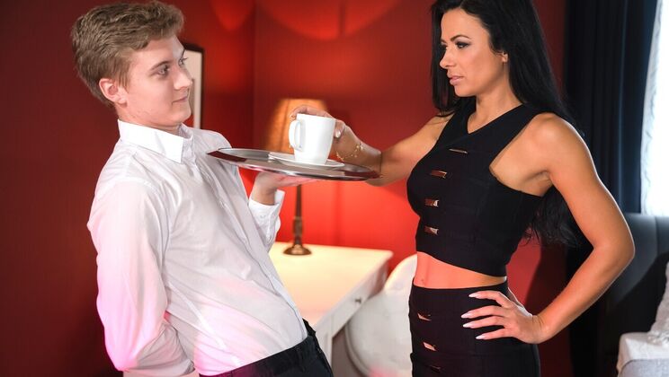 [MOMXXX] - European MILF Shalina Devine Enjoys a 69 with Logan Lech - Shalina Devine - Logan Lech