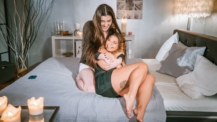 [Lesbea] - Czech Lesbians Enjoying 69 and Pussy Licking - Amy Red - Marry Morrgan