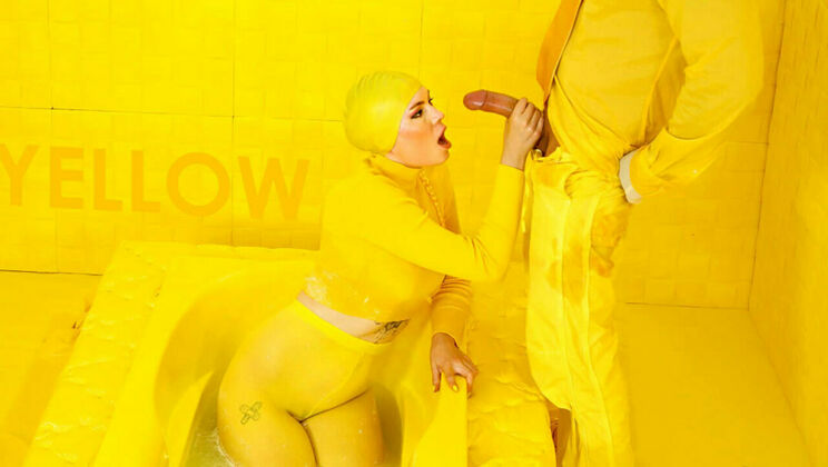 [SinfulXXX] - Mimi Cica's Pussy Licking and Handjob in Yellow