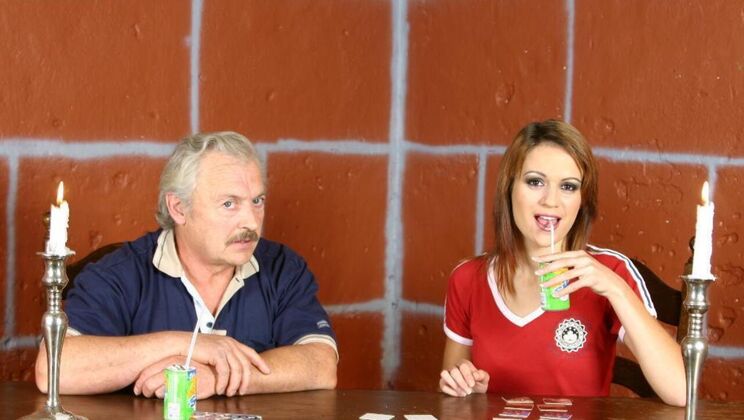 [Oldje] - Facial Close Up with Gustavo and Ralucka