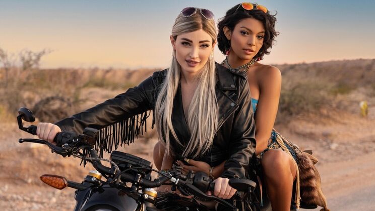 [TransAngels] - Natalie Mars Lola Morena Doggystyle Outdoor