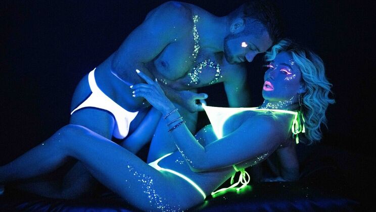 [TransAngels] - Glowed Up Booty Facial - Emma Rose Covered in Cum - Dante Colle - Emma Rose