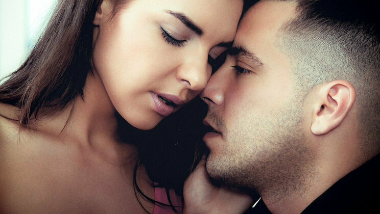 [SexArt] - Alberto and Henessy's Sexy Tale - Close Up - Alberto Blanco - Henessy A