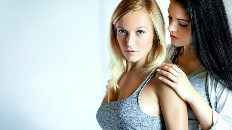 [SexArt] - Aislin and Anie Get Down