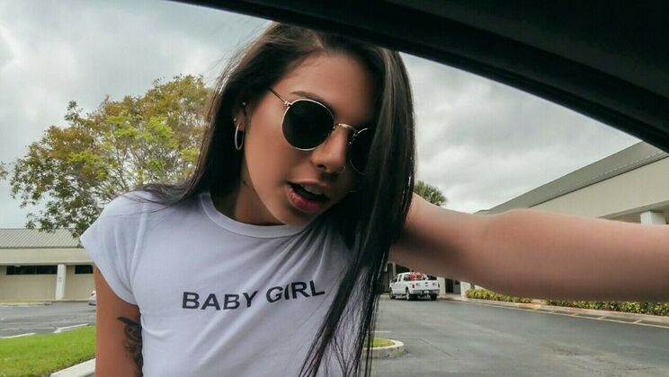 [StrandedTeens] - Helping a Latina Get Off