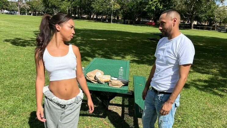 [MOFOS] - Victor Ray's Feisty Fuck Session - Victor Ray - Malina Melendez