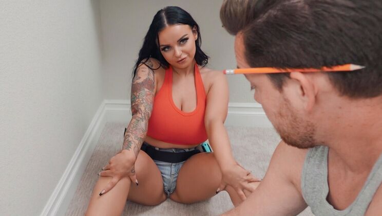 [Brazzers] - Stepdad Gets Screwed by Stepdaughter in Doggystyle