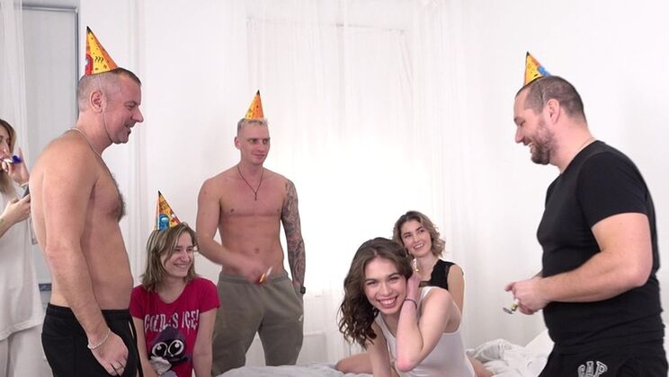 [VKStudio] - Sweet Angel's Crazy Birthday Gangbang - Sweet Angel - Leo Casanova - Martin Spen - Bella Tornado