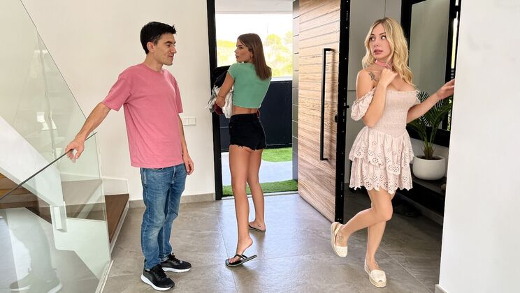 [SneakySex] - Stepsister Fucks Jordi El Niño Polla in Missionary