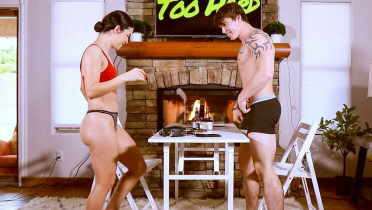 [HotGuysFuck] - Tattooed Latina Leah Rodriguez Talks to Jeremy Barker