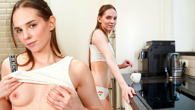 [ClubSweethearts] - European Teen Eliza Crystal Plays with Herself