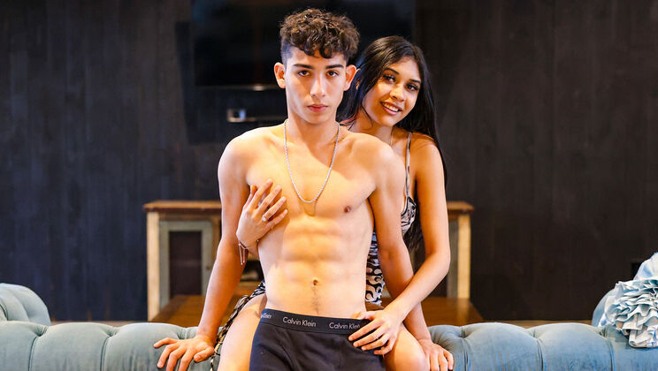 [HotGuysFuck] - Reina Heart And Johnny Ortega In A Steamy Encounter - Reina Heart - Johnny Ortega
