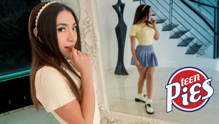 [TeenPies] - Brunette Bombshell Amber Summer