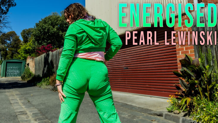 [GirlsOutWest] - Pearl Lewinski's Energetic Performance - Pearl Lewinski