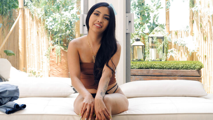 [NetVideoGirls] - Paulina's Casting Call - Deepthroat & Doggy - Paulina