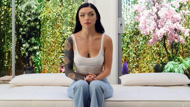 [CastingCouchHD] - Violet's Reverse Cowgirl Audition Ride - Violet