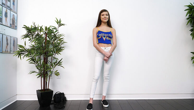 [NetVideoGirls] - Audition: Winter Sucks and Swallows - Winter