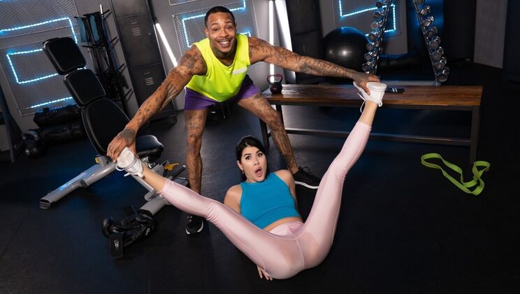[FakeHubOriginals] - Stretching Makes Me Feel Sexy - Martin Gun - Maddy Black - Yeri Blue