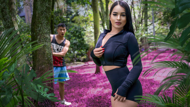 [OYEMIAMI] - Cristian Tanner Enjoys Yennifer T's Naughty Blowjob - Cristian Tanner - Yennifer T