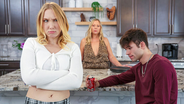 [StepSiblingsCaught] - Long Hair Blonde Crying from Stepbrother's Big Cock Deepthroat - Mckenna Lynn - Enzo East