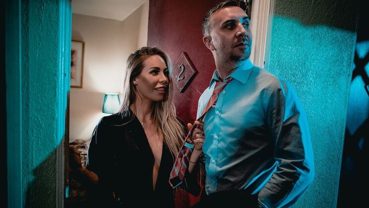 [DigitalPlayground] - Athletic Wife with Enhanced Body Fucks in Stockings - Nicole Aniston - Keiran Lee